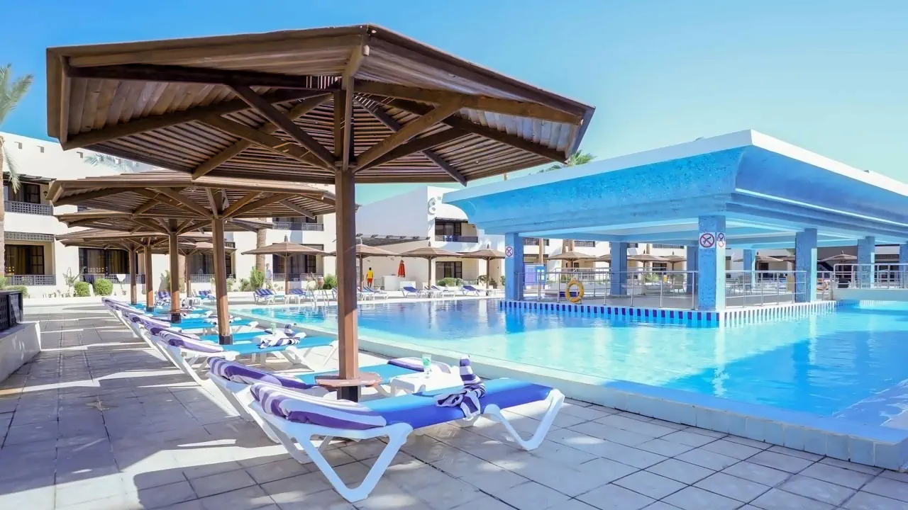 الفندق بليند كلوب أكوا بارك ريزورت - الغردقة